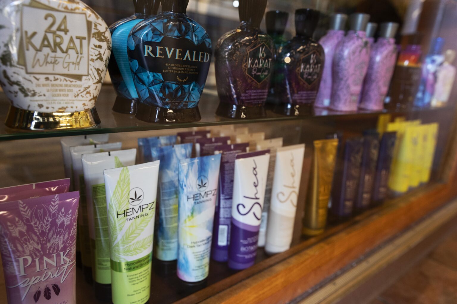 Tanning Salon in Janesville WI Paradise Island Tanning